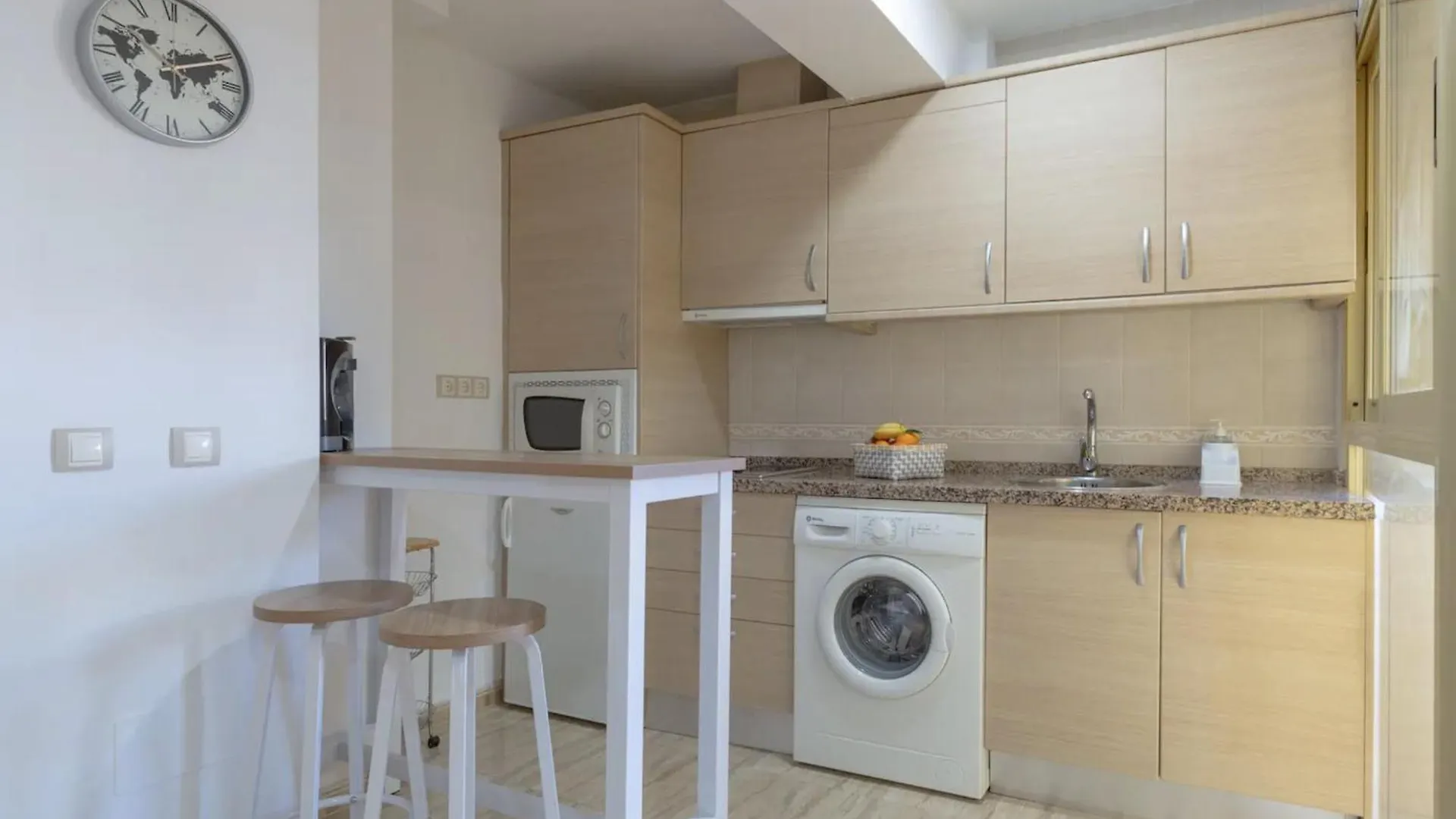 Precioso Estudio En El Centro De Torremolinos